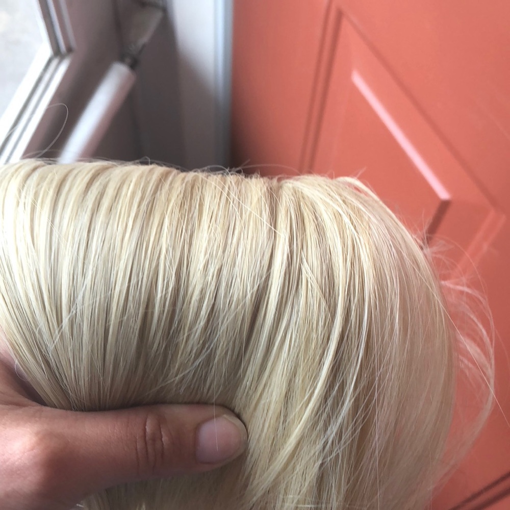 Blonde extensions